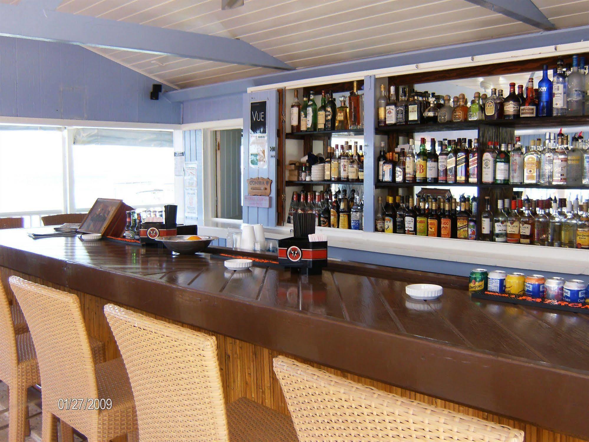 Romora Bay Resort & Marina Dunmore Town 外观 照片